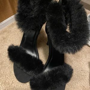 Womens black heels